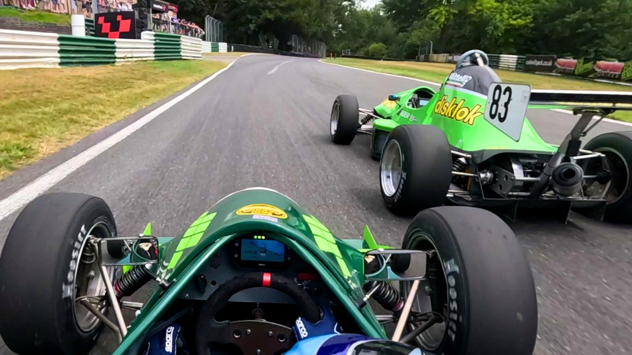 EPIC Race Onboard POV - F1000 at Cadwell Park