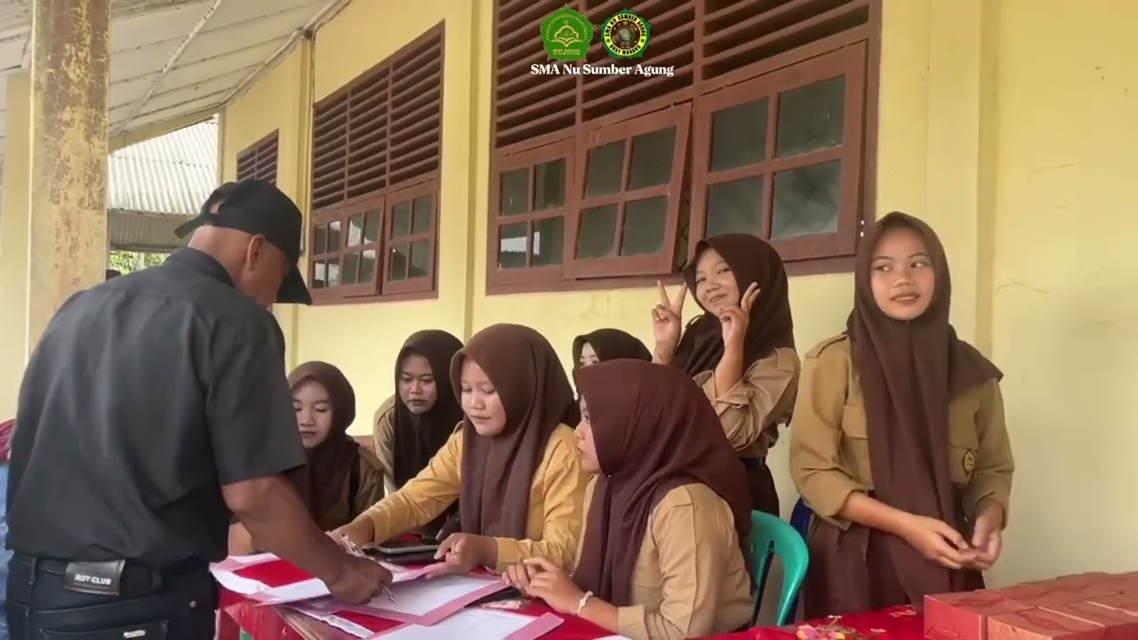 Rapat koordinasi & sosialisasi program sekolah SMA NU Sumber Agung mengadakan rapat dgn wali siswa