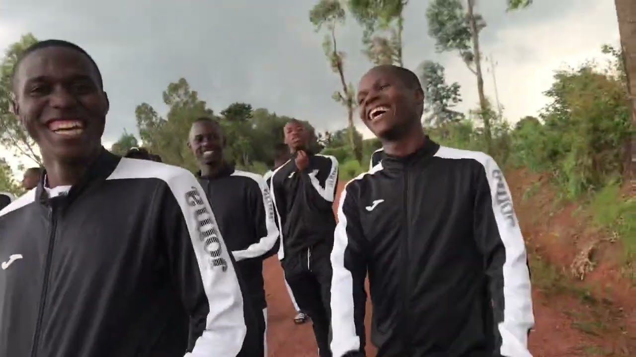 Ekipe y Intare fc ubwo biteguraga guhura na ekipe ya esperance fc
