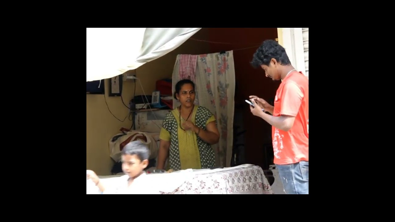 ಅಕ್ಕ ಬೇಕು ಕೊಡು /@nodiswamy/#comedy #trending #pranks #public #funny #Karnataka #viralvideo