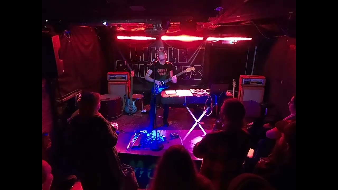 Massa Confusa - Waiting (Live at Little Buildings, Newcastle, 29.12.25)