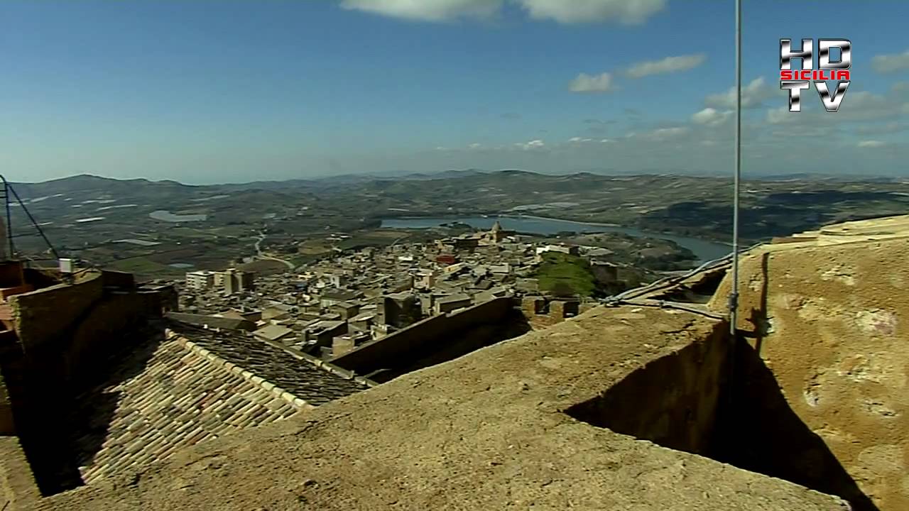 IL CASTELLO DI NARO