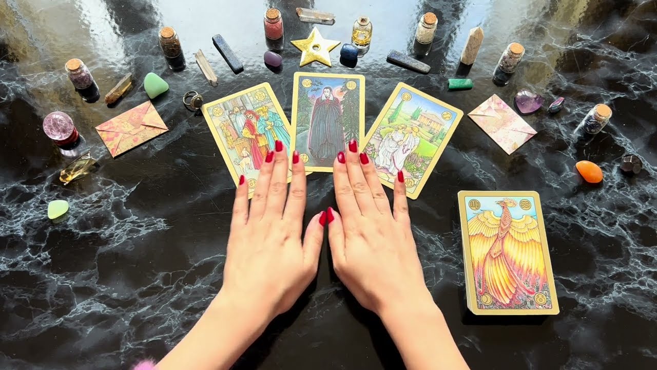 Zamislite osobu: šta Vam želi poručiti💌 Tarot čitanje 🔮