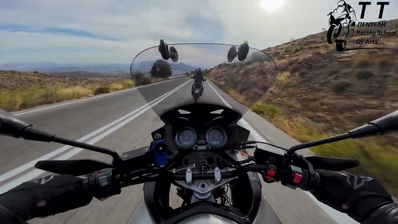 Suzuki V Strom 1000 VS KTM 990 Adventure