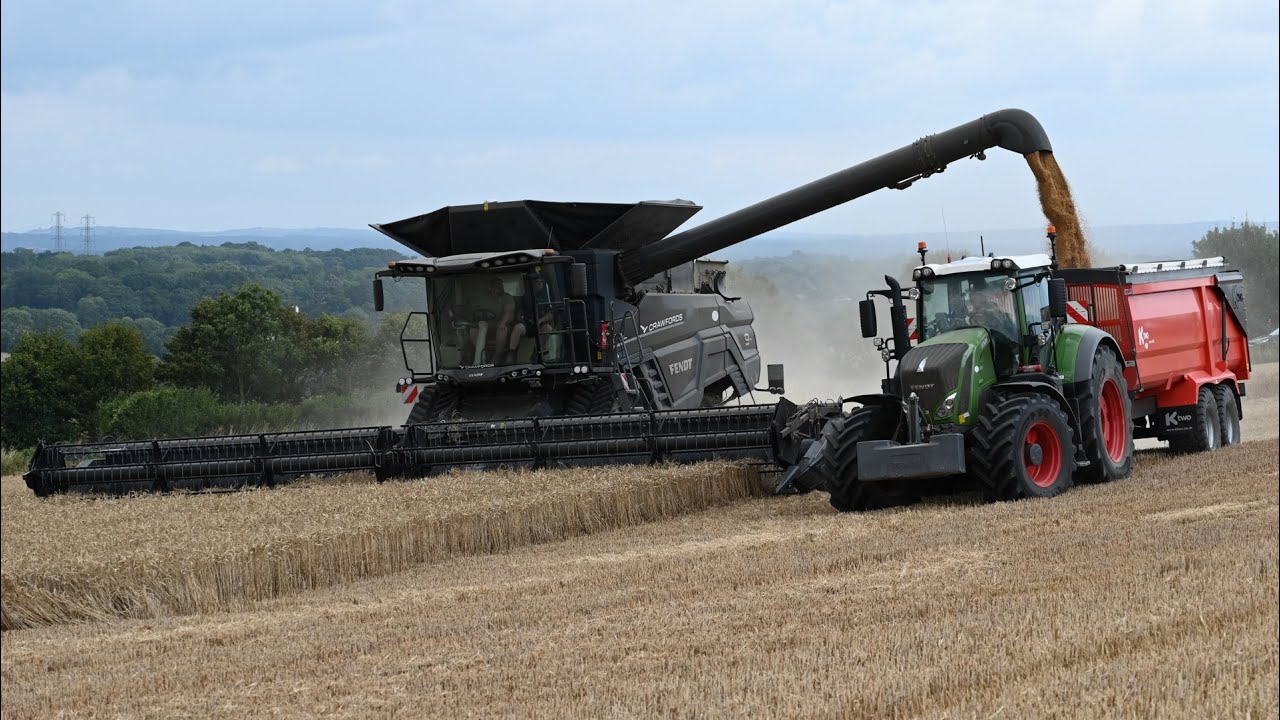 Harvest 2023 - Combining with NEW Fendt Ideal 9T plus Fendts 516, 720 and 828 Carting