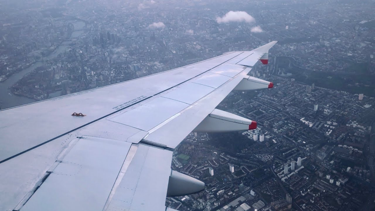 British Airways Airbus A320 | Winter Morning Landing at London Heathrow (LHR)