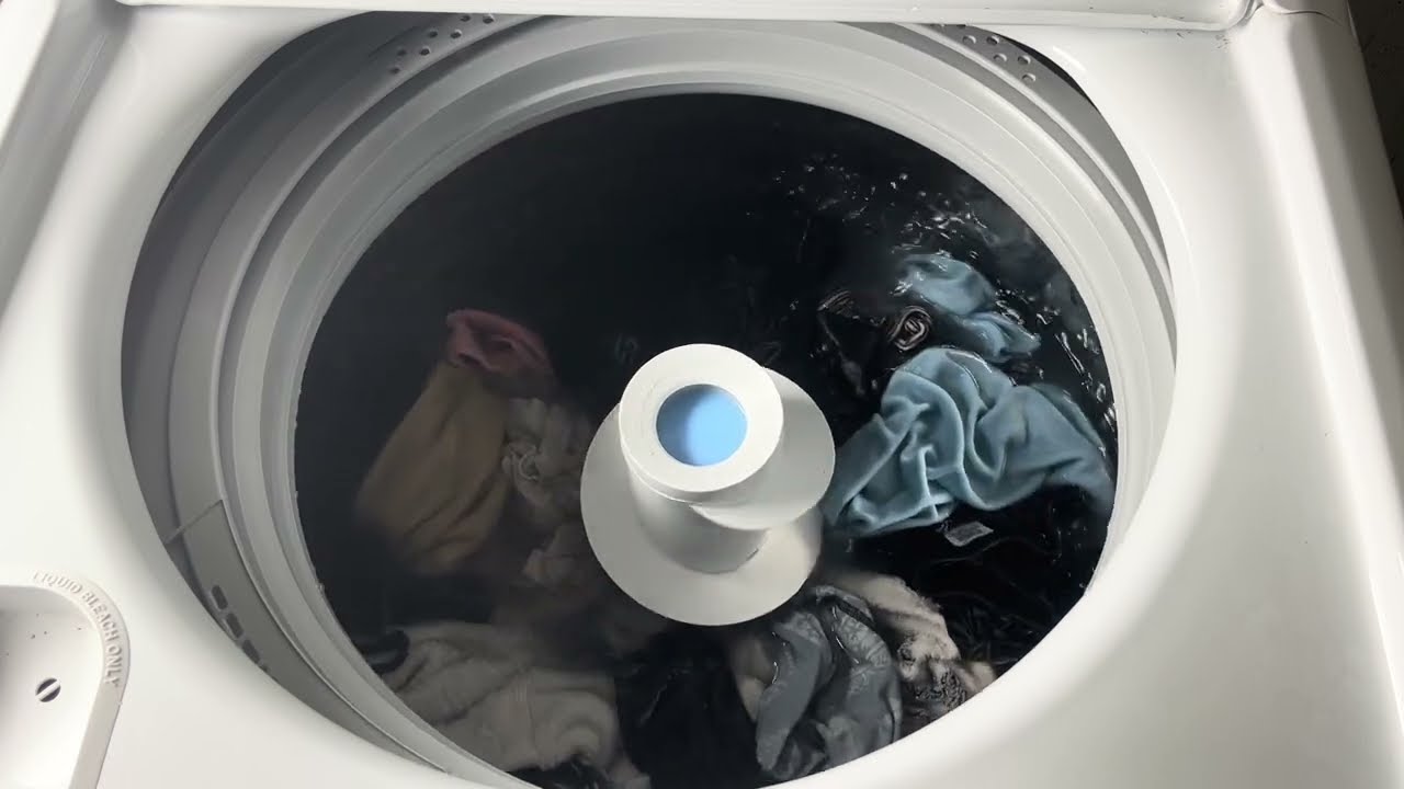Washing a HUGE LOAD In MY GE Washing Machine!