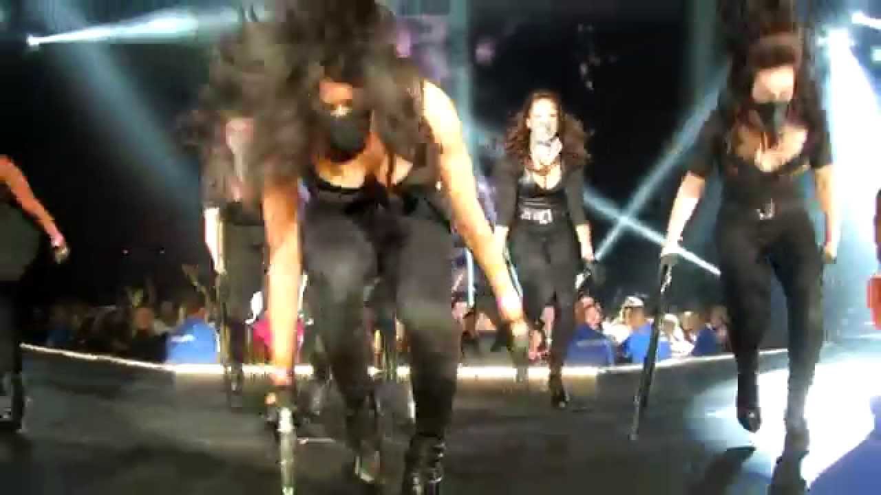 Madonna - Revolver (Live In St. Petersburg)