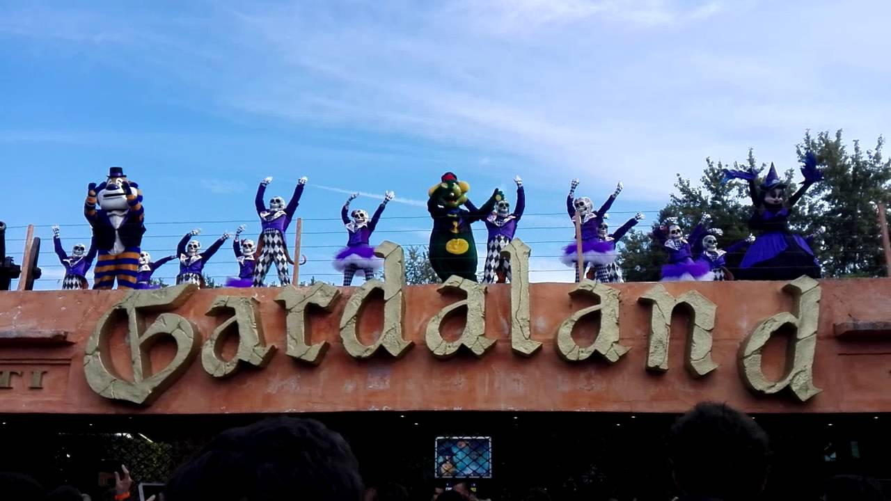 Gardaland Magic Halloween 2016 - Welcome Show