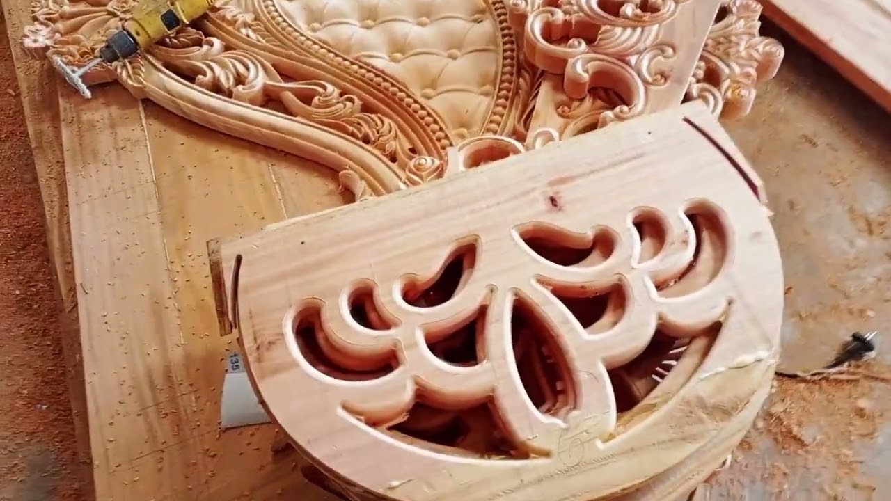 সুপার বগল ডিজাইন করা হচ্ছে মেশিন দিয়ে 