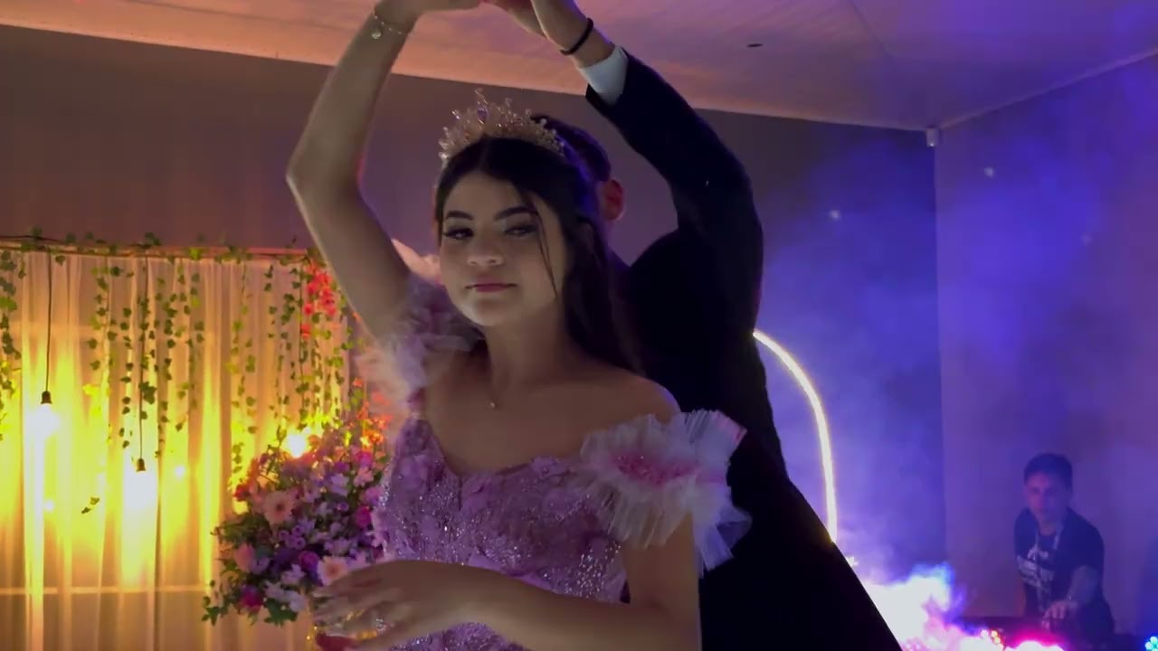 Yasmin Martins - 15 Anos
