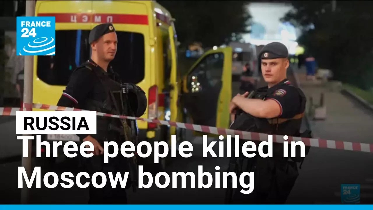 Three people killed in Moscow bombing &bull; FRANCE 24 English