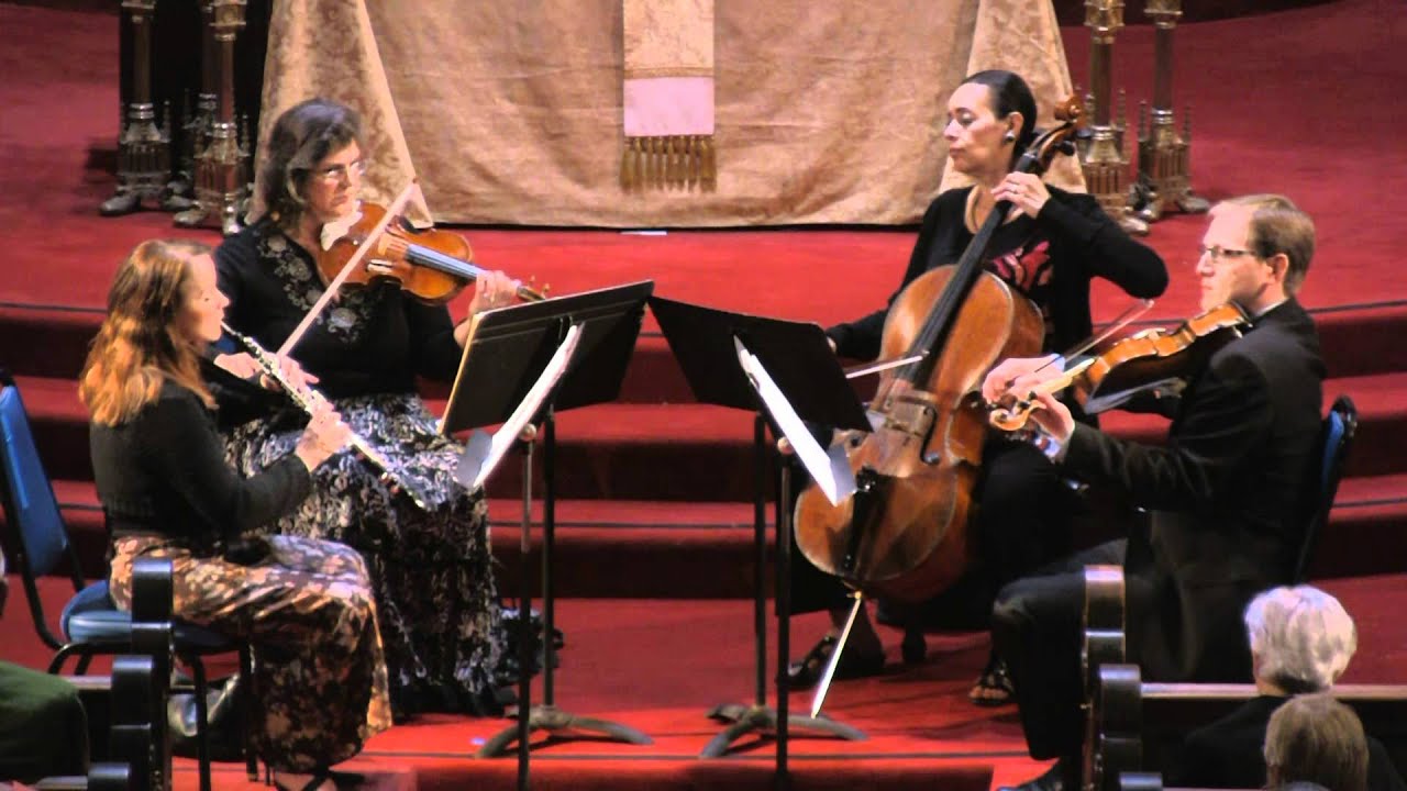 Midsummer Mozart Festival Orchestra performs Mozart Oboe Quartet in F major, K.370