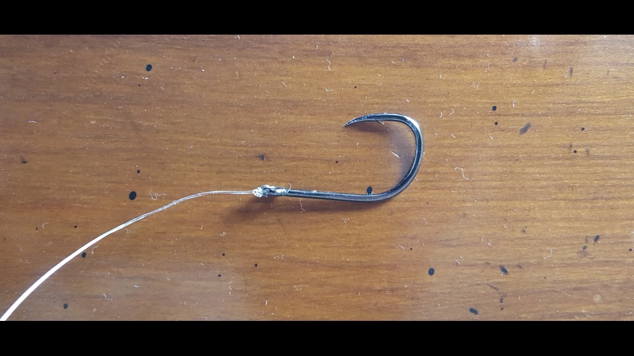 questo nodo per ami mi piace perche' l'orata non riuscirebbe a schiacciarlo in quella posizione