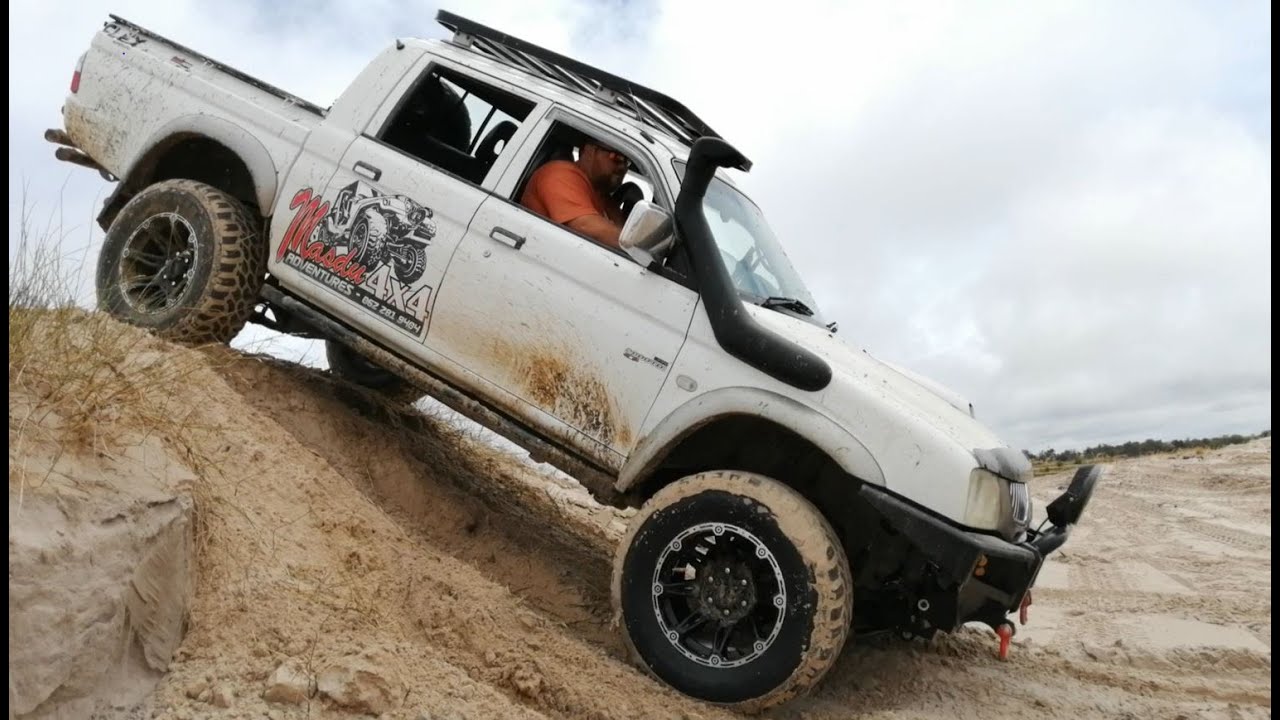 Mitsubishi L200 Colt Day at Ou Trek Pad K74 (4m40 / 6g74)