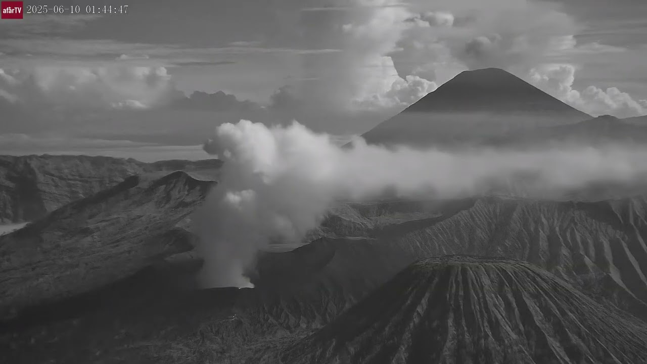 Jun 9, 2025: Bromo Volcano Erupting under the Moonlight