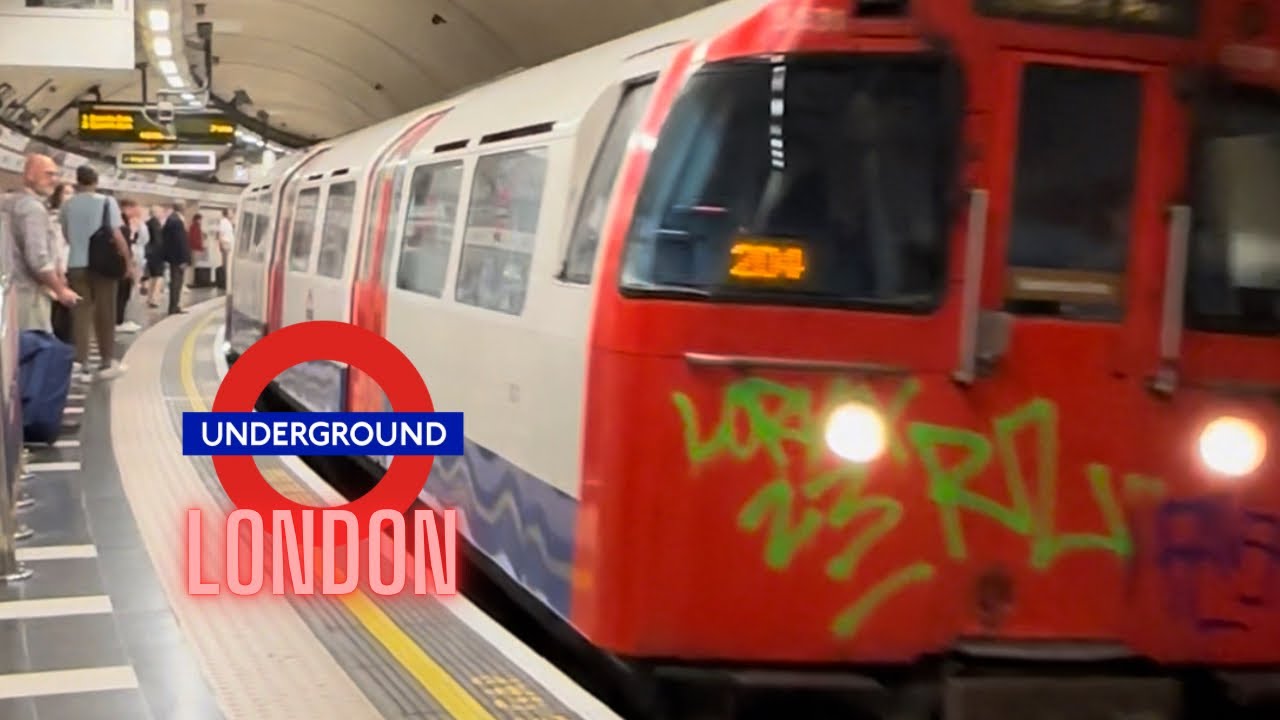 London Underground walk - Waterloo Station to King’s Cross St. Pancras Station