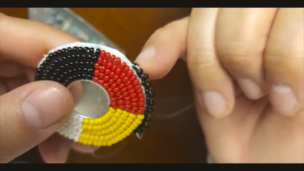 3 Loop Edging Technique -  Native Beadwork