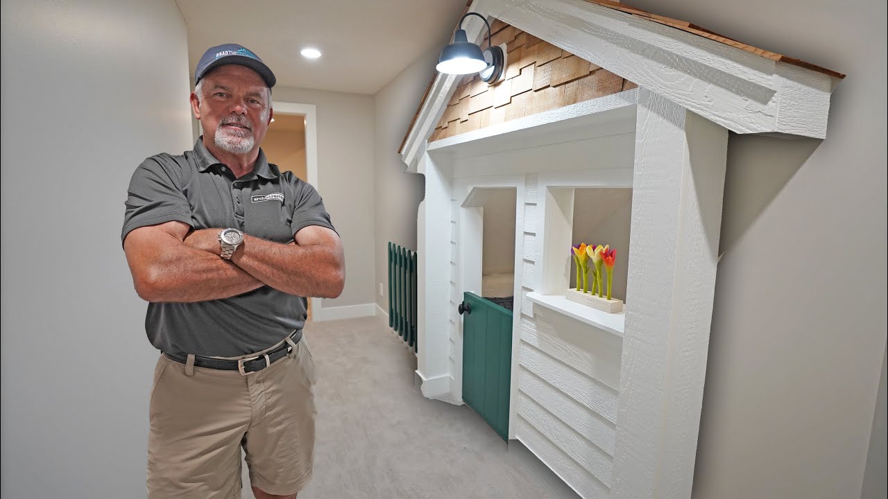 I Built The ULTIMATE MODERN KIDS PLAYHOUSE!