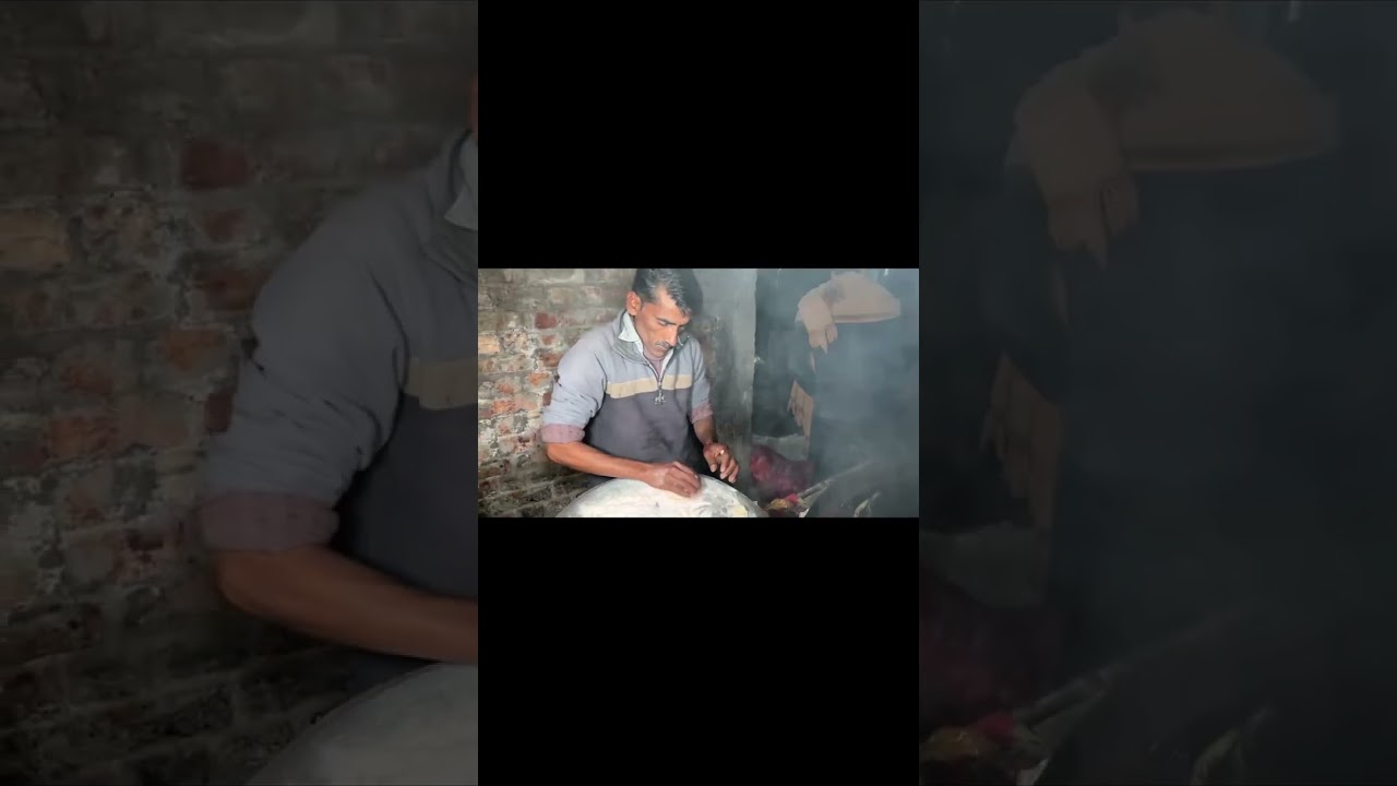 Village Style Saag Aloo Paratha 😍 Street Food Making Videos || 
