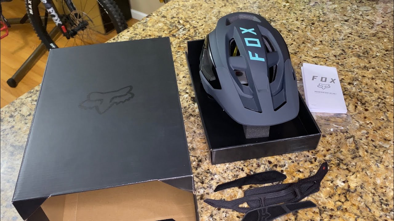 Fox Speedframe Pro Helmet Unboxing