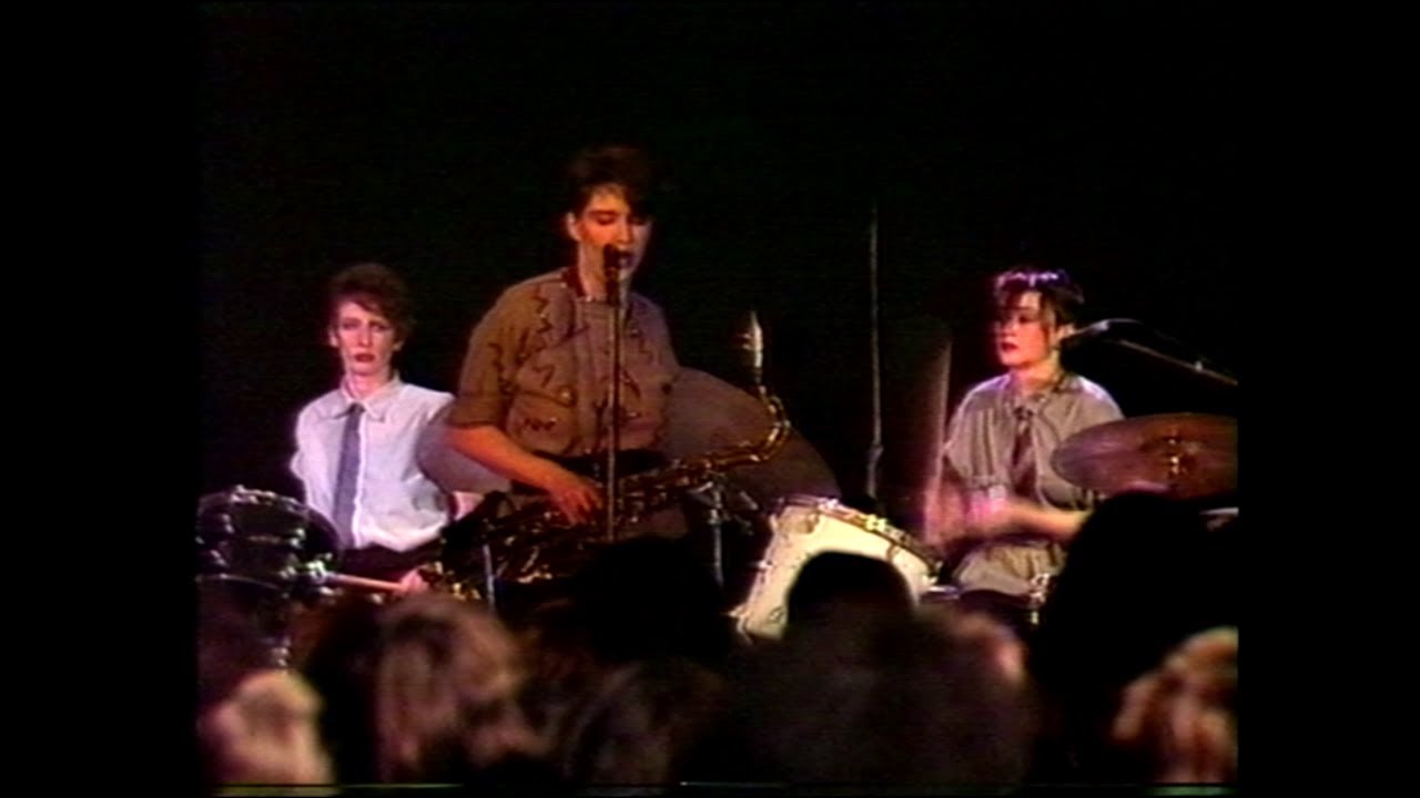 Malaria! - Kämpfen Und Siegen, Duschen, Interview Live The Tempodrom, Berlin 19.06.1981
