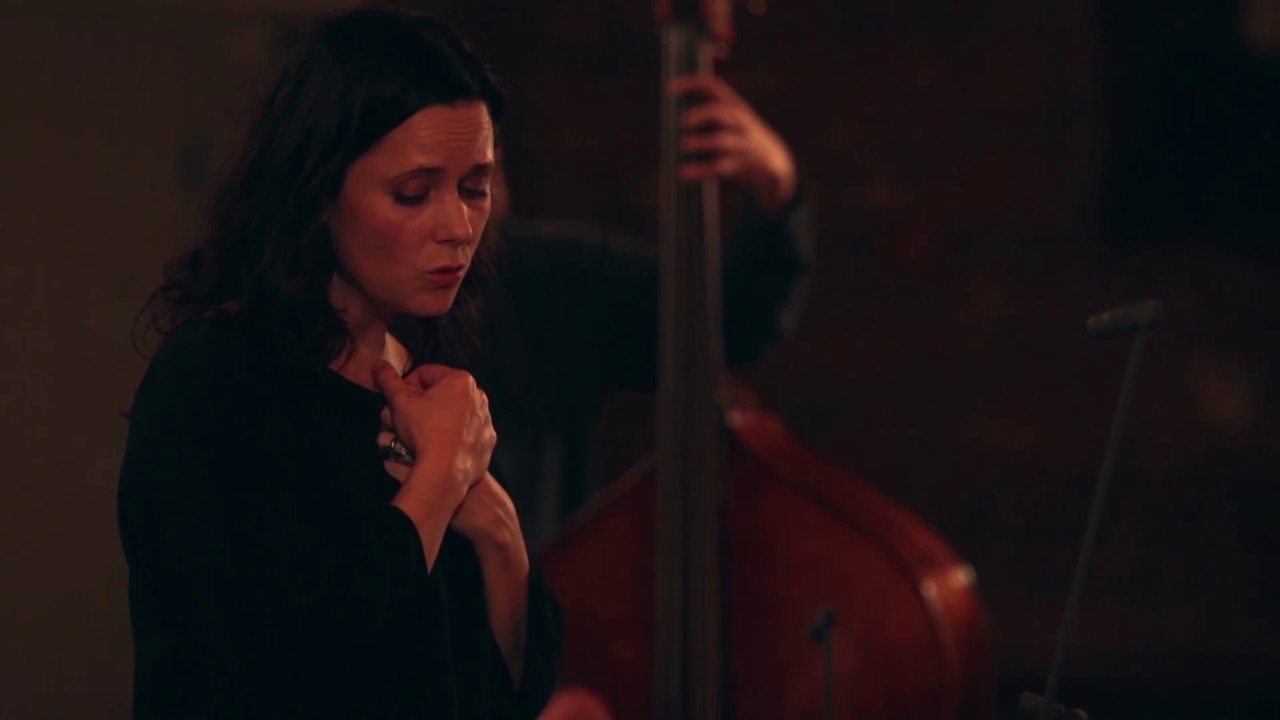 Mara Carlyle: He Makes My Day // Listenpony
