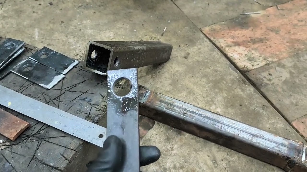 Самодельный челюстной ковш на самодельный трактор мини МТЗ ч.2