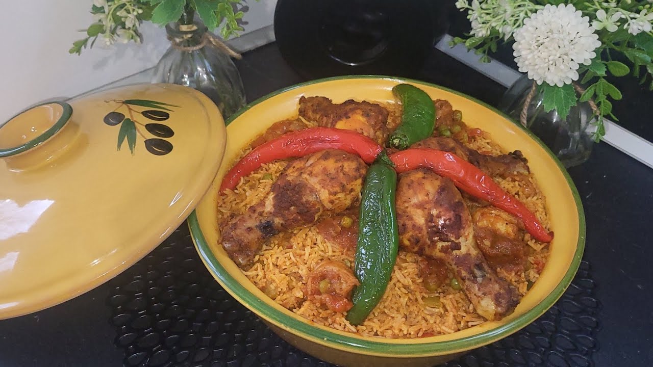 طريقتي  في تحضير روز بالكروفات. بصلصة الحمراء و الخضراء 😋 riz tunisie