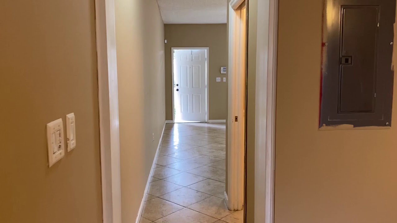2 Bed 2.5 bath - 2215 SE 23 rd
