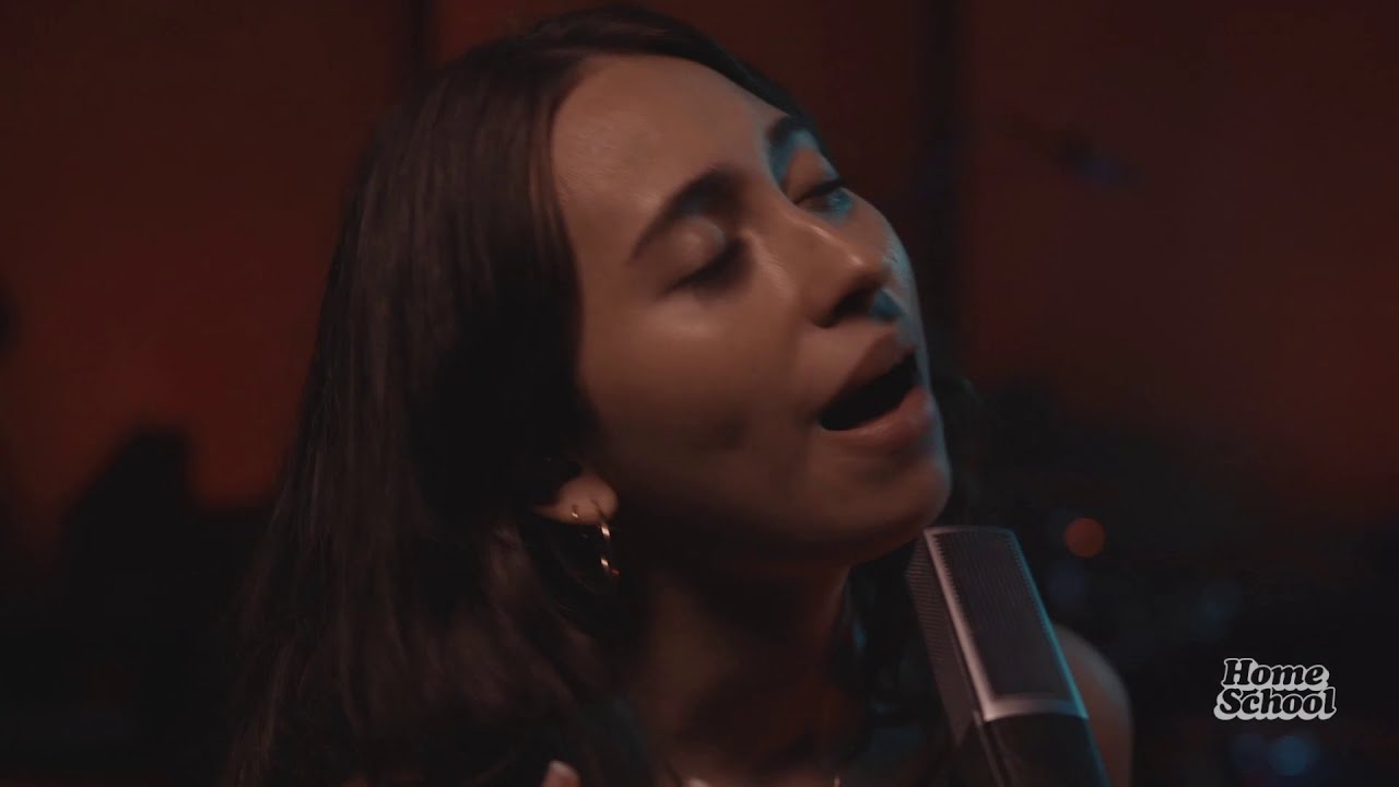 Sof&iacute;a Vald&eacute;s - Amsterdam | School Night Concert