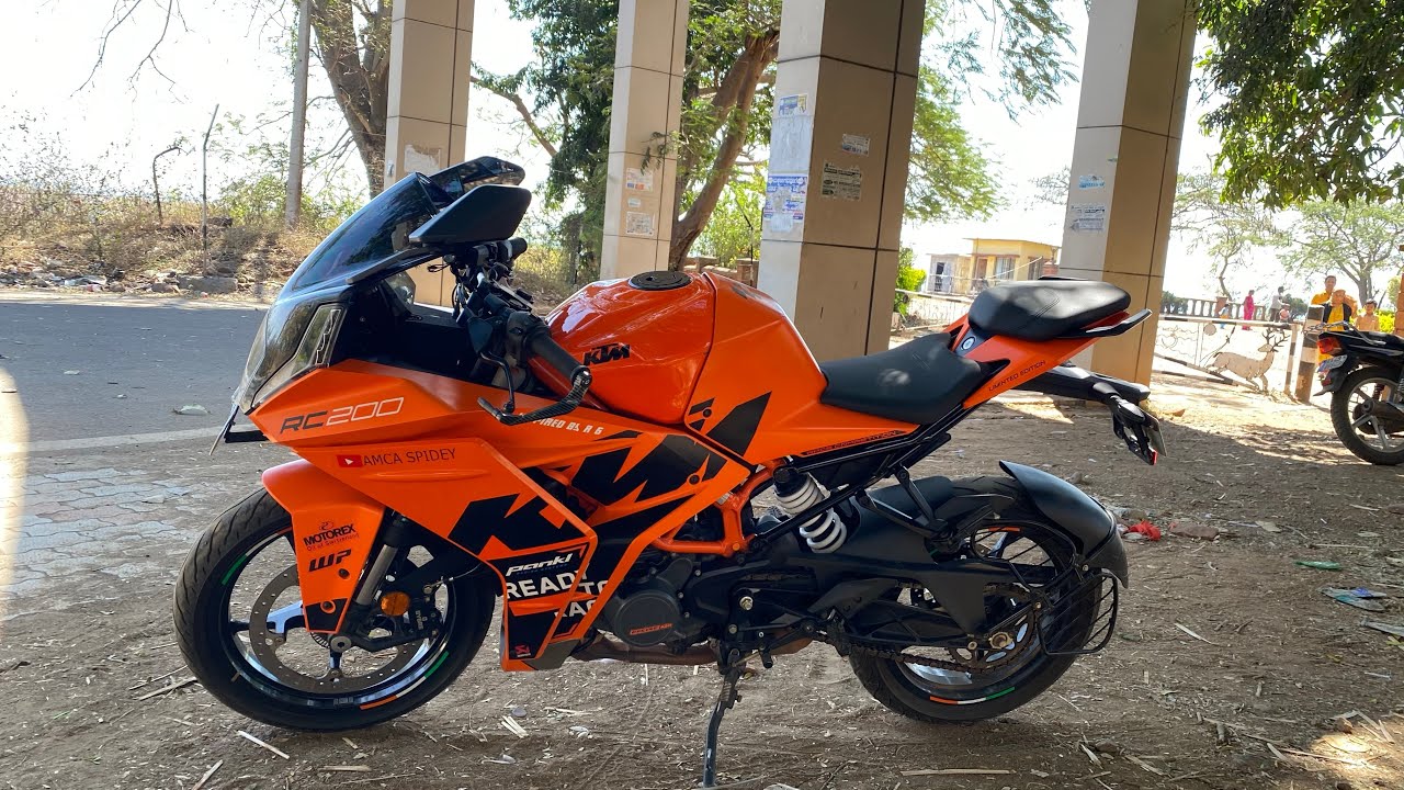 PUSHING THE KTM RC 200 ( MOTO GP EDITION) AFTER A LONG TIME