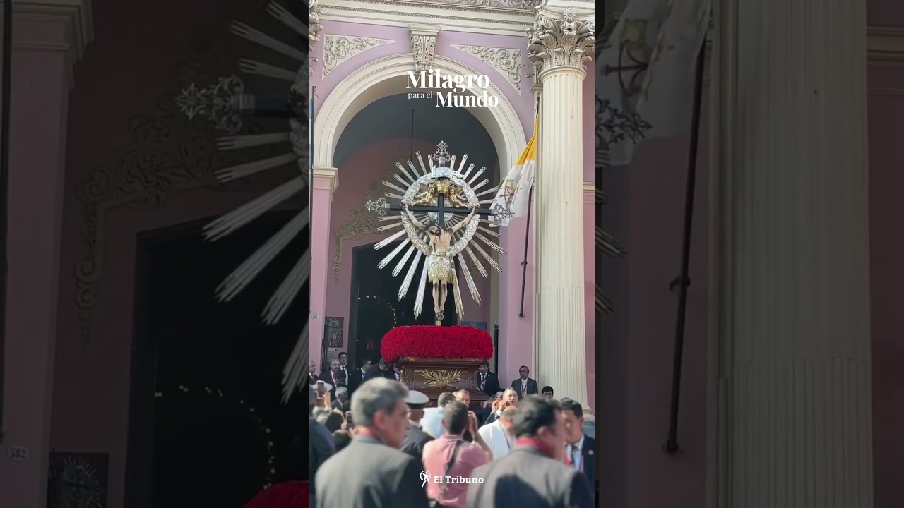 Emoci&oacute;n y fe: el Se&ntilde;or del Milagro deja la Catedral