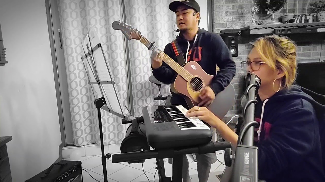 Yamaha PSS A50 playing Don't dream it's over