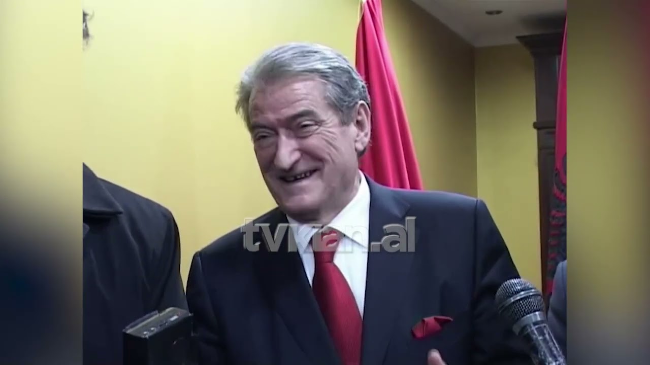 Berisha në Ulqin dhe Tuz: Individët të lirë të përdorin simbolet kombëtare-(26 Janar 2012)