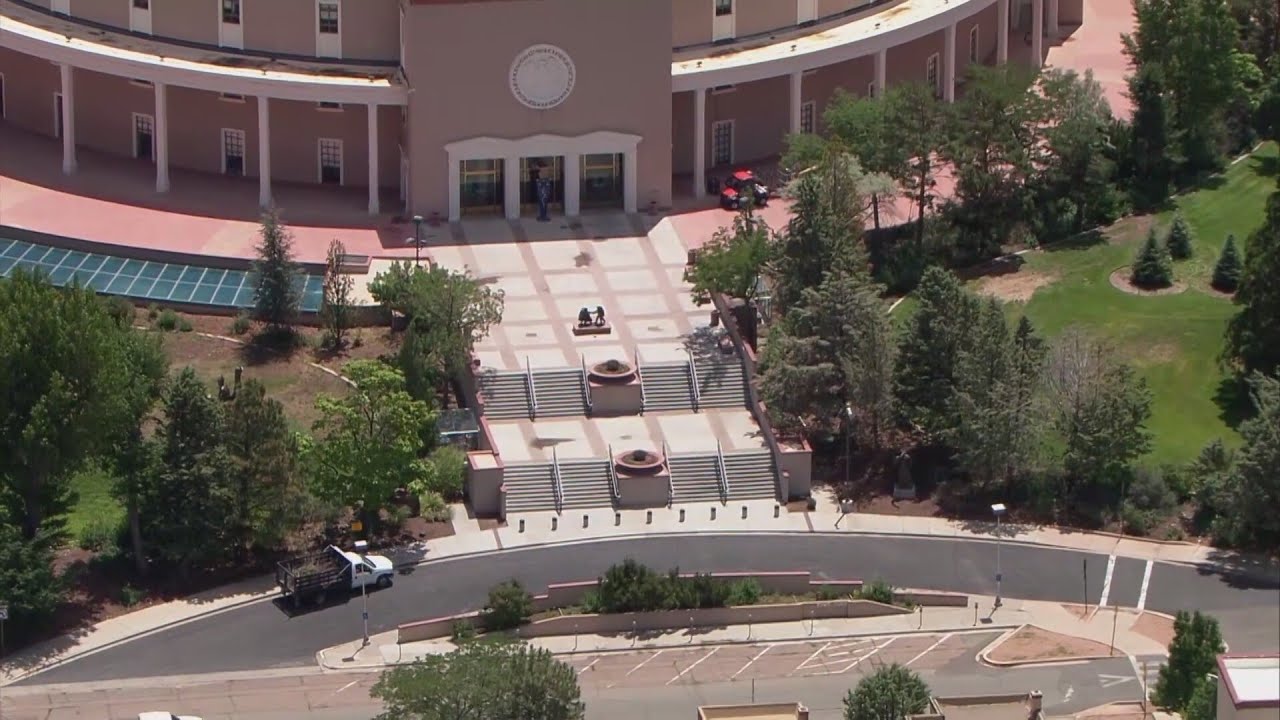 New Mexico state workers and teachers face no pay increase under proposed budget