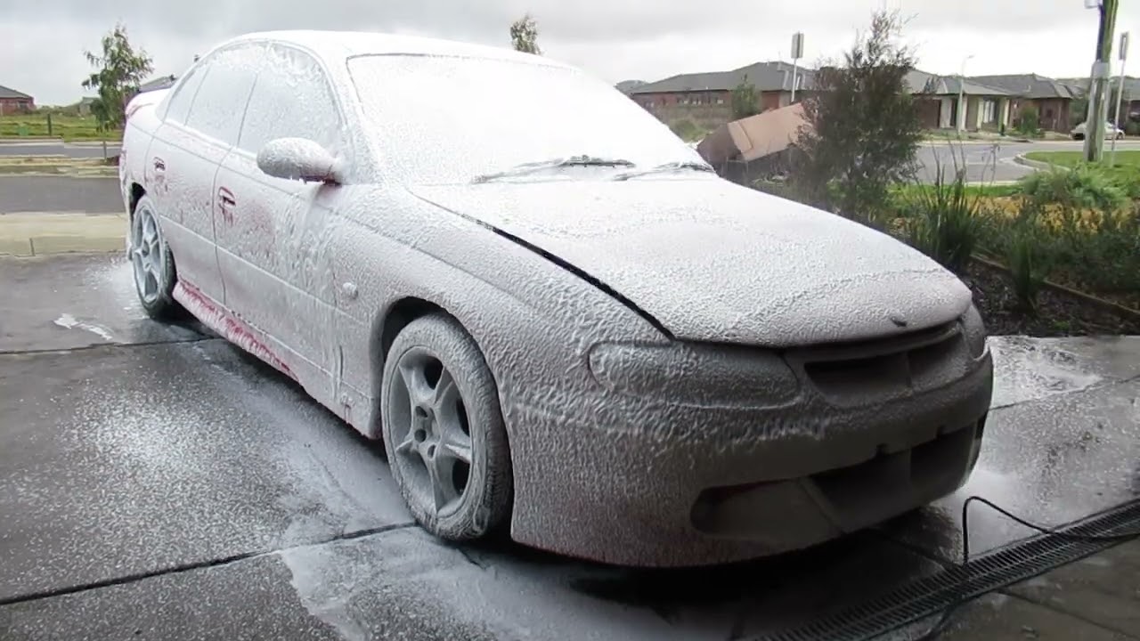 Gatesys Detailing - Hsv Vt Clubsport Maintenance + Engine Bay Detail