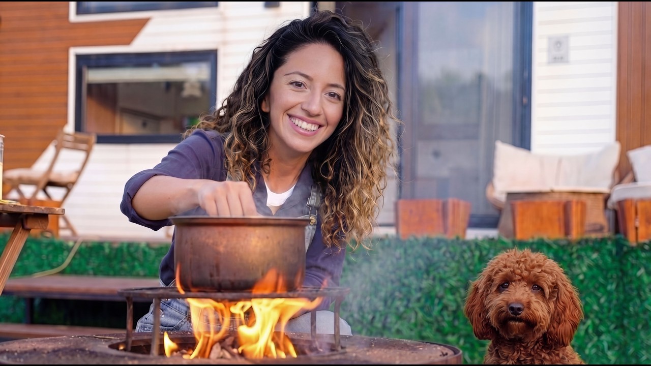 Living Alone in a Forest Tiny House &ndash; Cooking a Forgotten Ottoman Recipe Over Fire