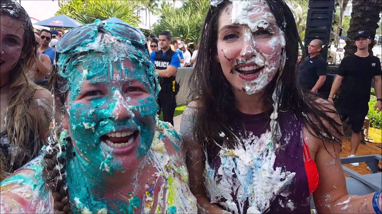 Getting Caked By Steve Aoki At Mack-a-Poolooza