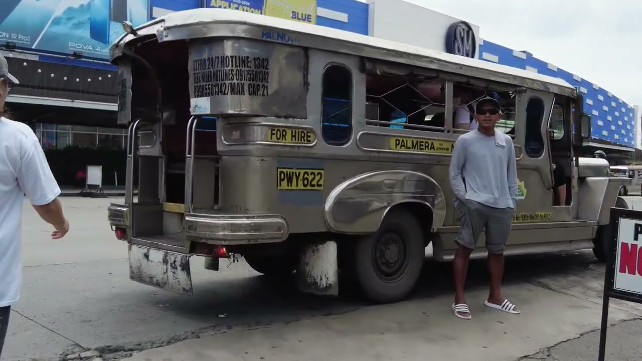 Philippines, Bulacan, jeep ride from SM SJDM to Diamond Crest Village
