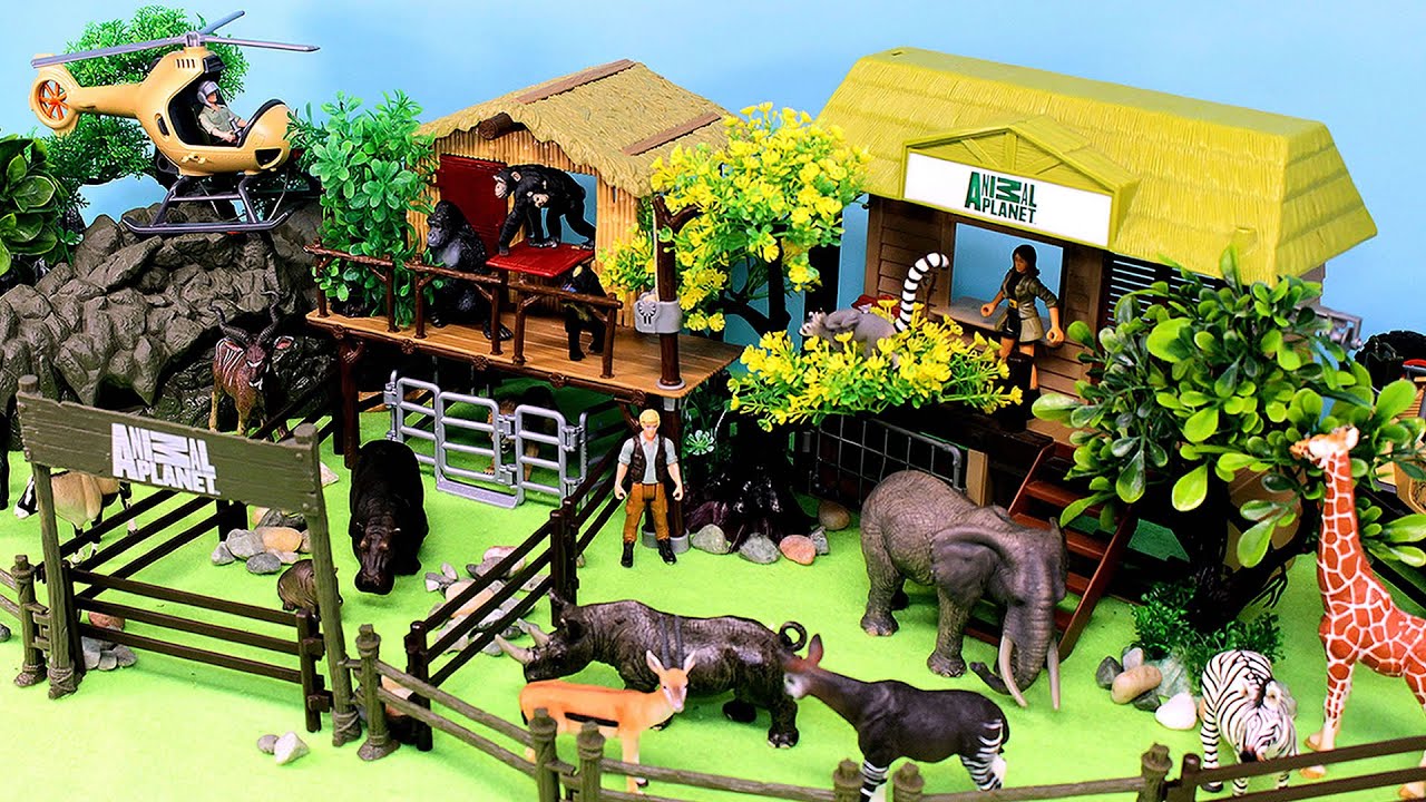 Animal Rescue Center Dioramas and Animal Figurines