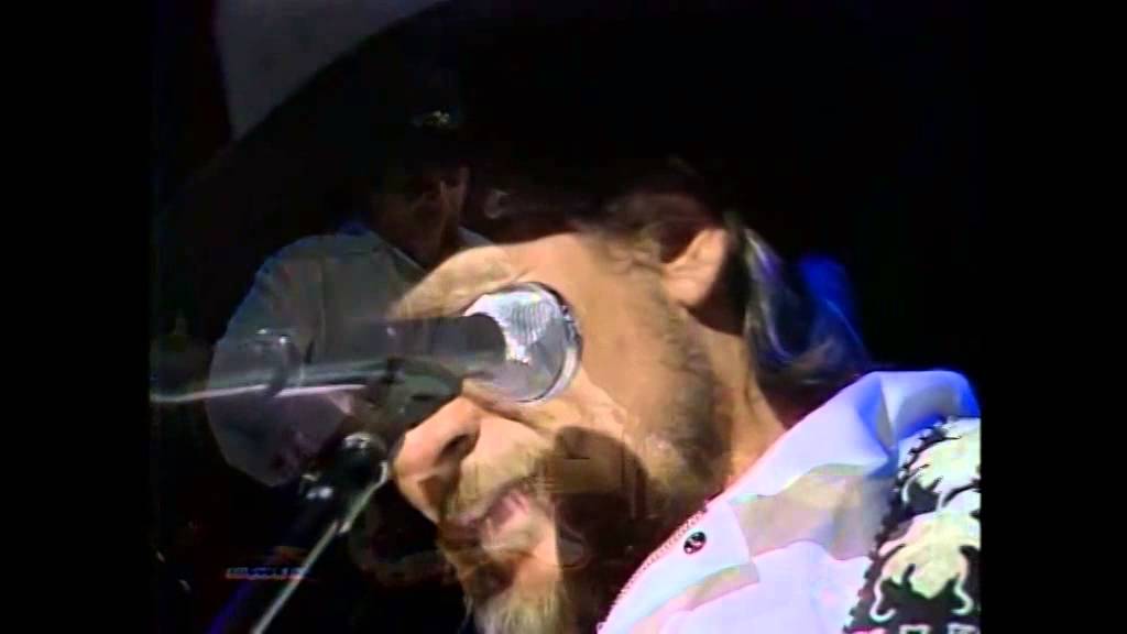Waylon Jennings ~ Dreaming My Dreams With You ~ Live 1984