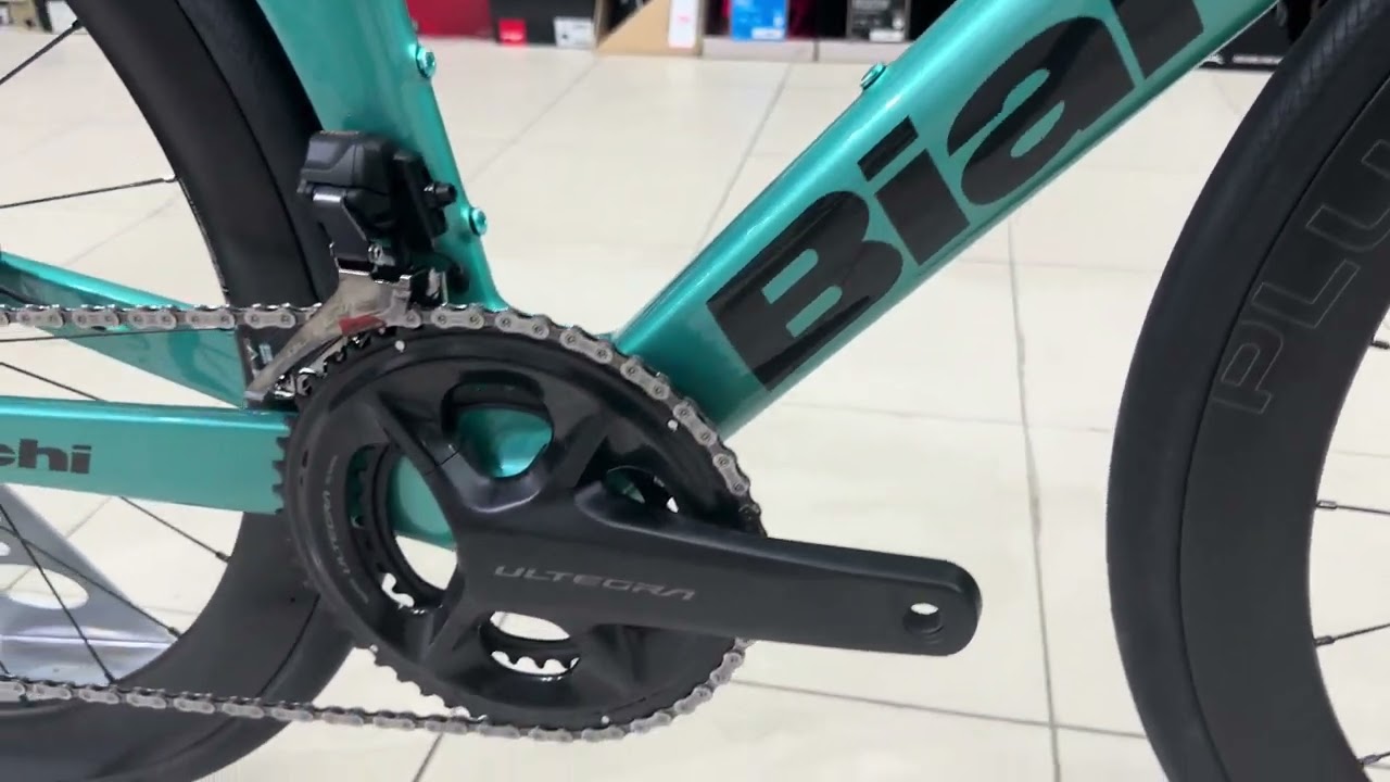 Bianchi Oltre Comp 2025 Celeste