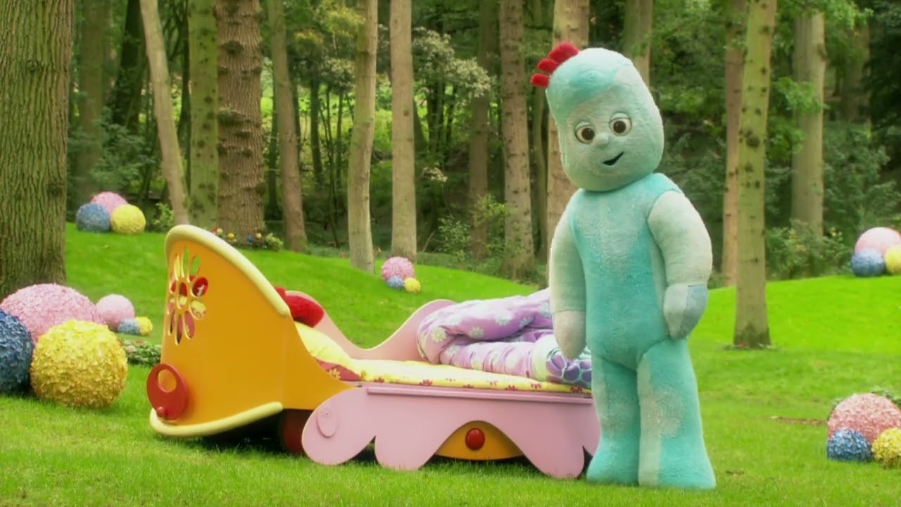 In the Night Garden - Igglepiggle Sleepover Fun! | WildBrain Play House