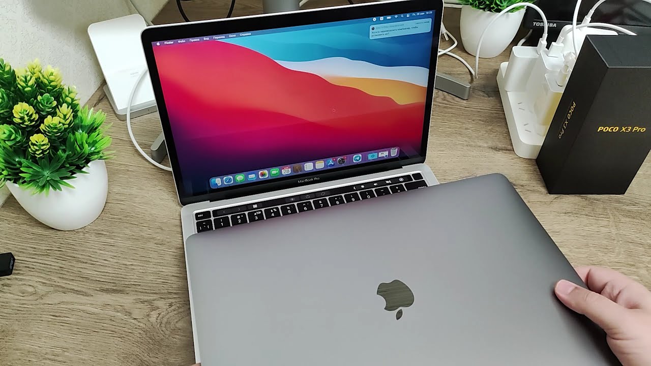 Apple MacBook Pro 13 (Late 2020) M1 vs. Intel ► WHICH ONE TO BUY? WHAT ARE THE DIFFERENCES? REVIE...