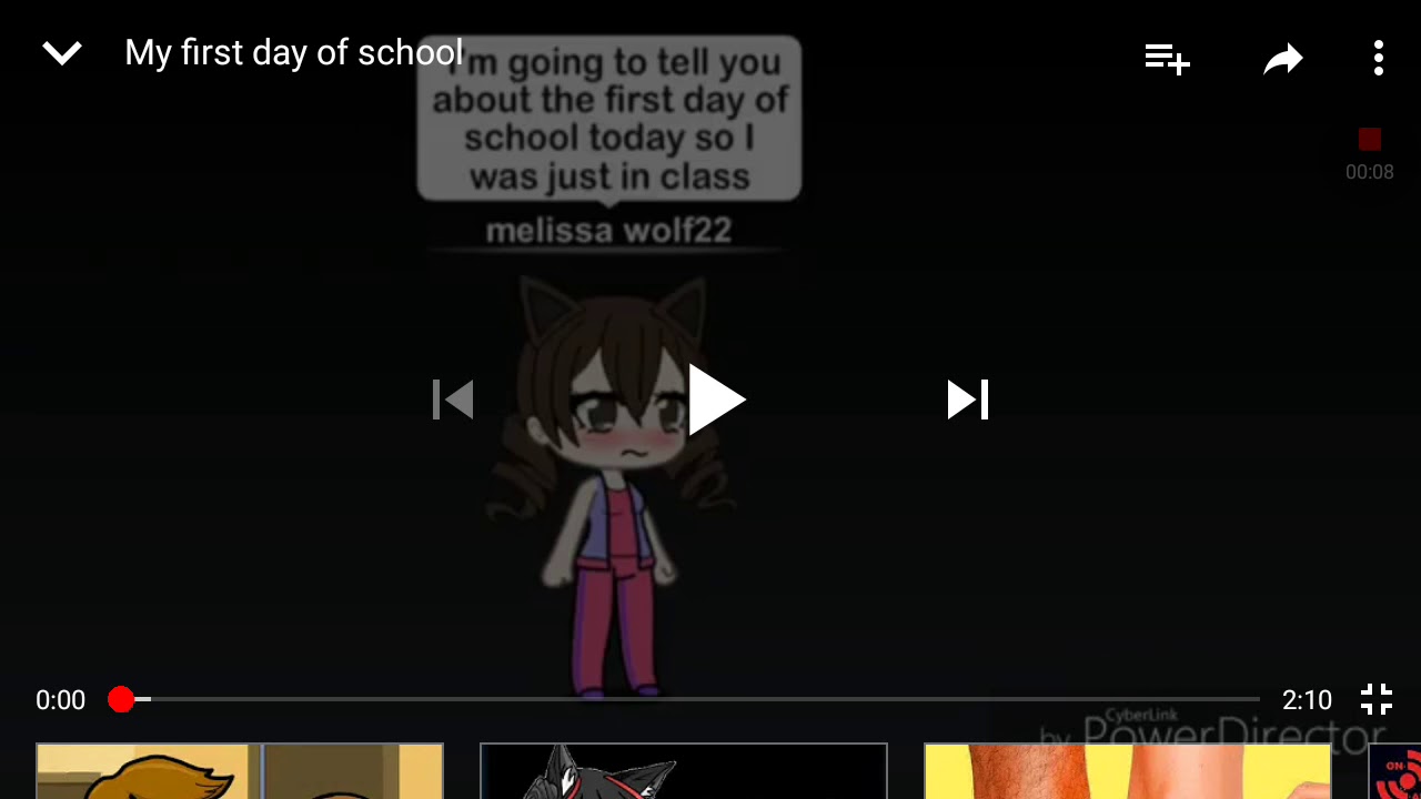 REACTING to Melissa Wolf 22 First day of school