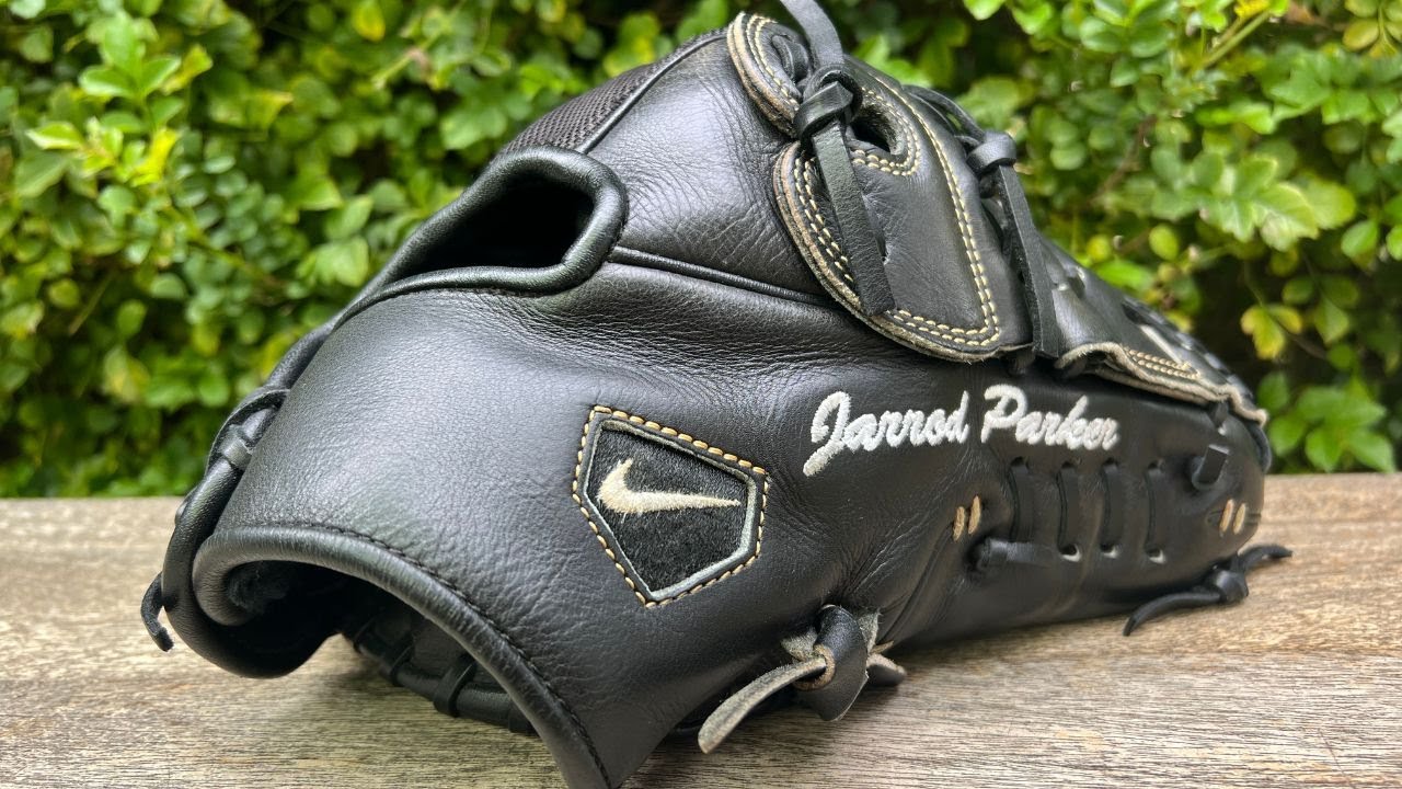 Jarrod Parker game-used Nike Diamond Elite Pro (DEP) Baseball Glove