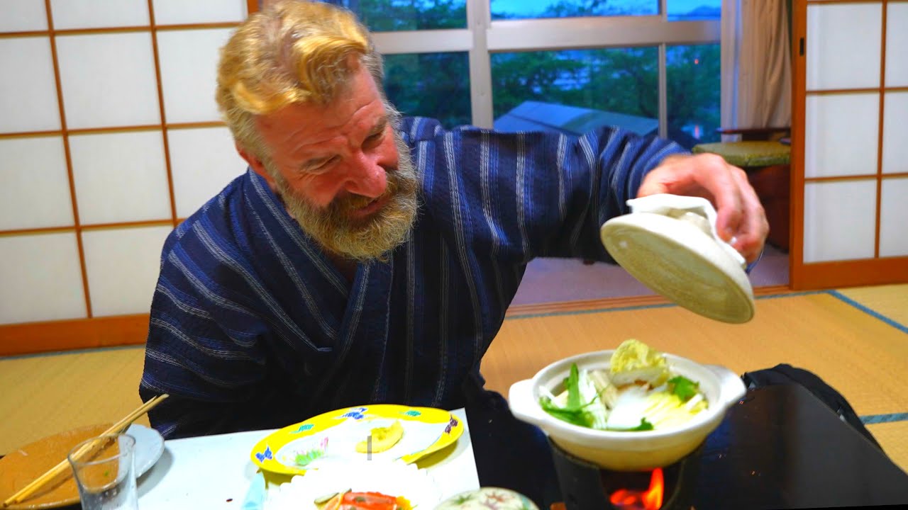 Japanese Style Hotel Room Service - Eric Meal Time #583