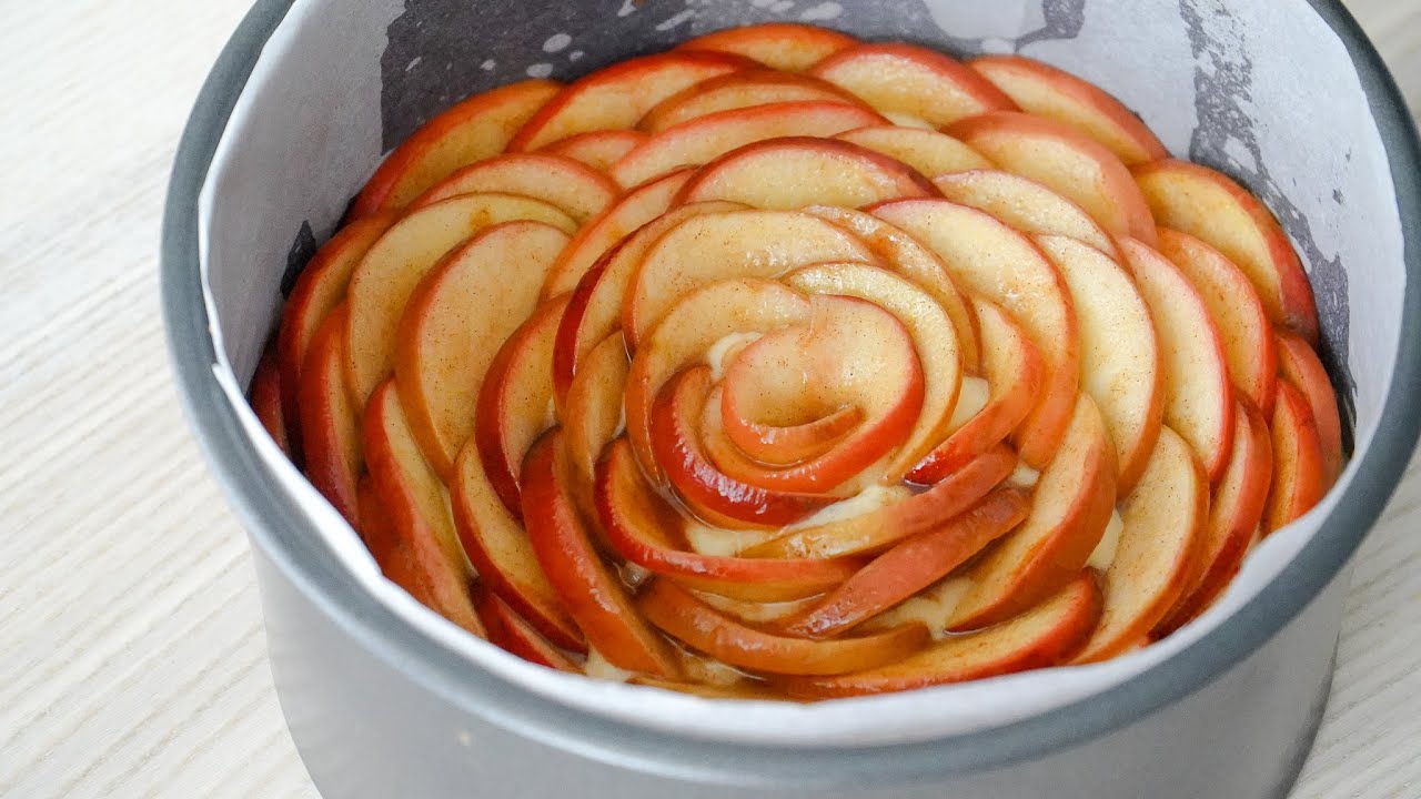 Apple Rose Cake