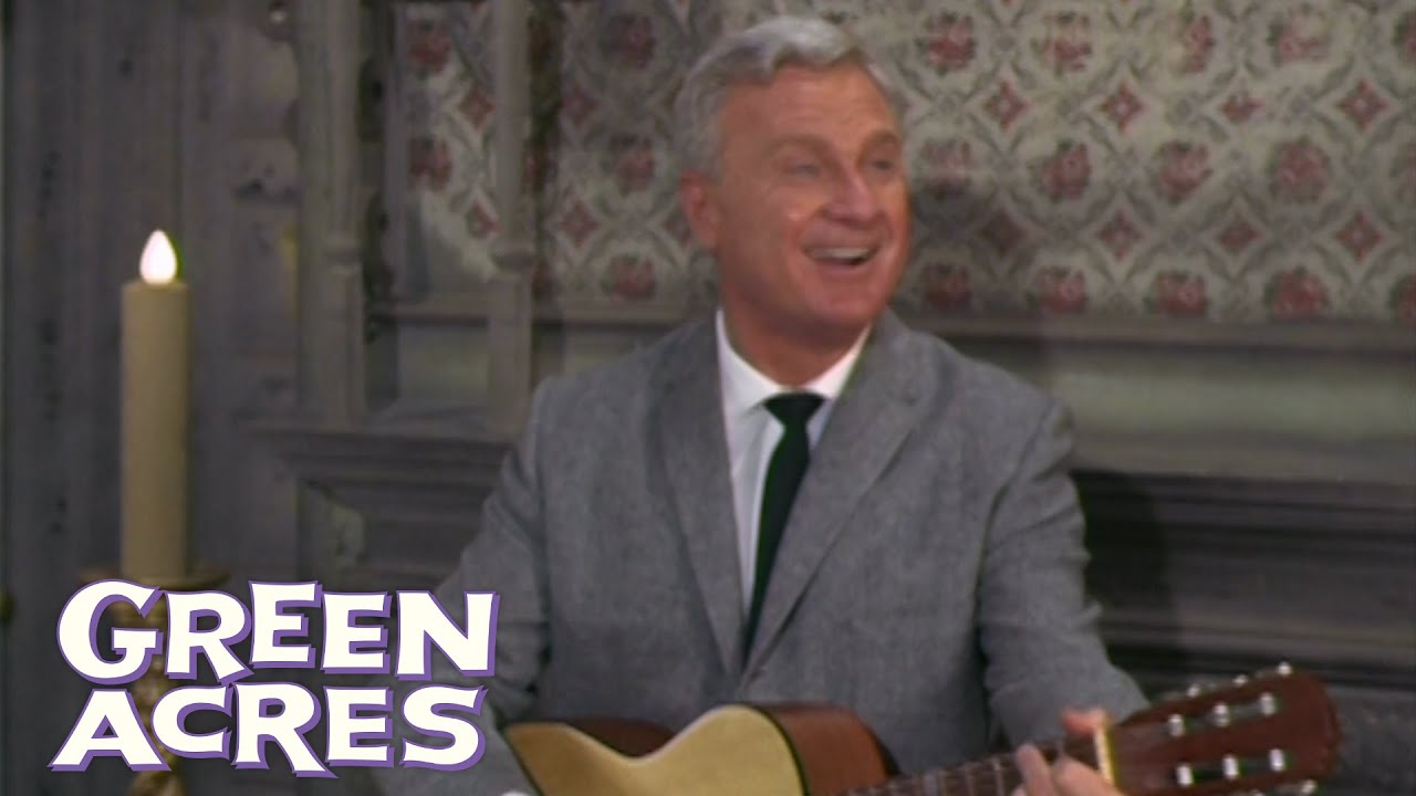 Oliver Sees A Ghost | Green Acres